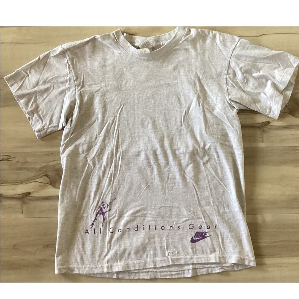 Vintage 90's Nike ACG T-Shirt Roller Skating Size Large Gray Cotton